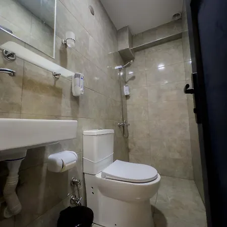 Oez Duenya * Istanbul