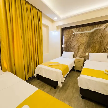 Oez Duenya Κωνσταντινούπολη