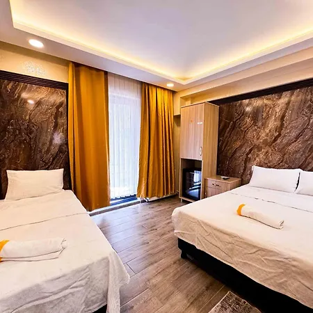 Oez Duenya * İstanbul