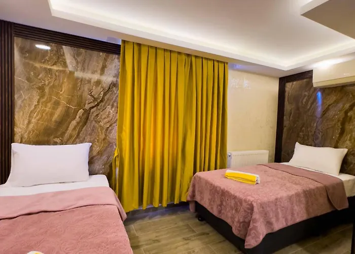 Oez Duenya Κωνσταντινούπολη