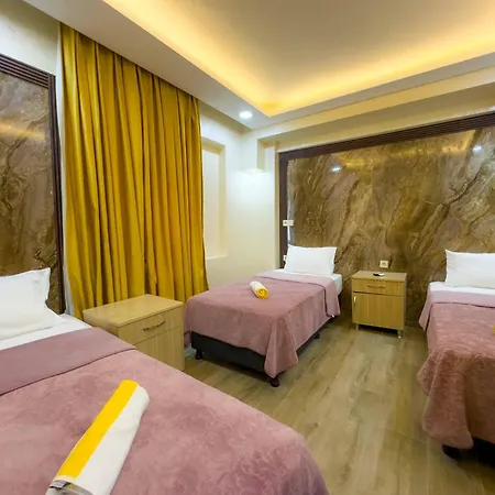 Oez Duenya * Stambuł