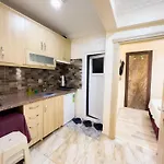 Oez Duenya イスタンブール